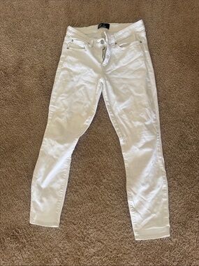 GAP White Legging Skimmer Jeans